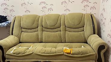 PULSUZ VERİLİR!! 2 Kreslo 1 divan Divanın üstündə biraz cırıq var - şəkil 2