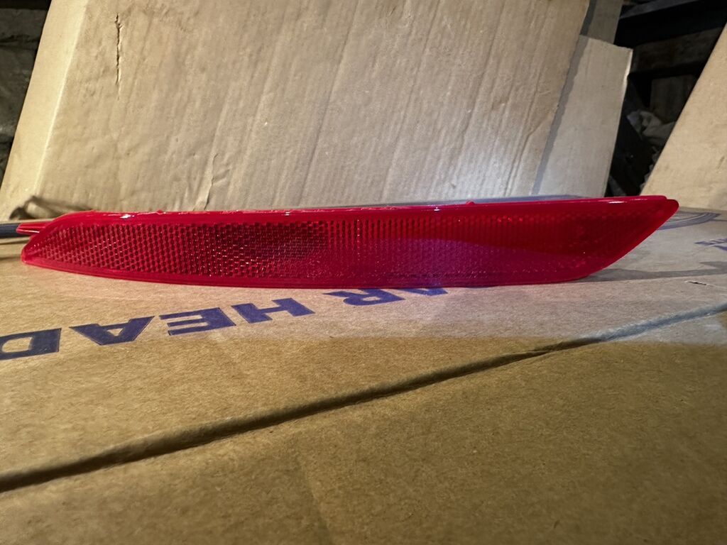 Hyundai2015 orijinal arxa bamper reflektoru (sol teref) Atrajatel -