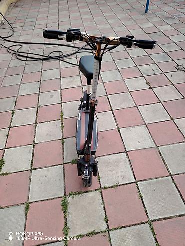 İşlənmiş Elektrik samokat 10", 351 - 500 Vt, > 45 km/s, Ünvandan götürmə - şəkil 3