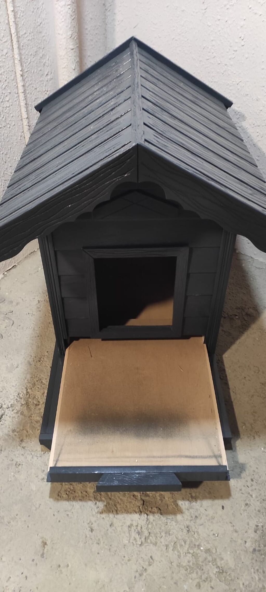 Taxta it/kedi evi – qapalı, damlı, eyvanlı model - Material: tam