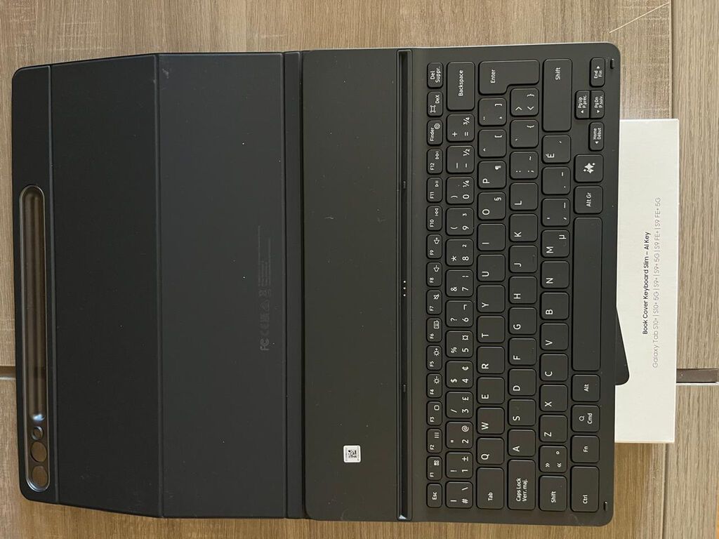 Məhsul: Samsung Book Cover Keyboard Slim / Klaviaturalı kitab tipli