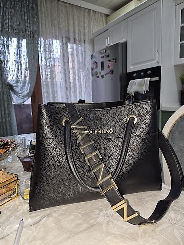 Orginal Valentino çanta böyük ölçü ela veziyyetdedi. 55 manat - şəkil 3