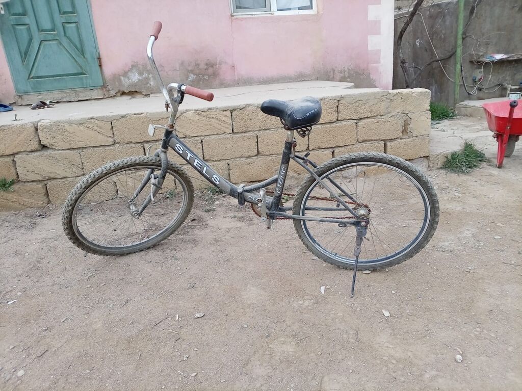 İşlənmiş Şəhər velosipedi Stels, 26", sürətlərin sayı: 1, Ünvandan götürmə