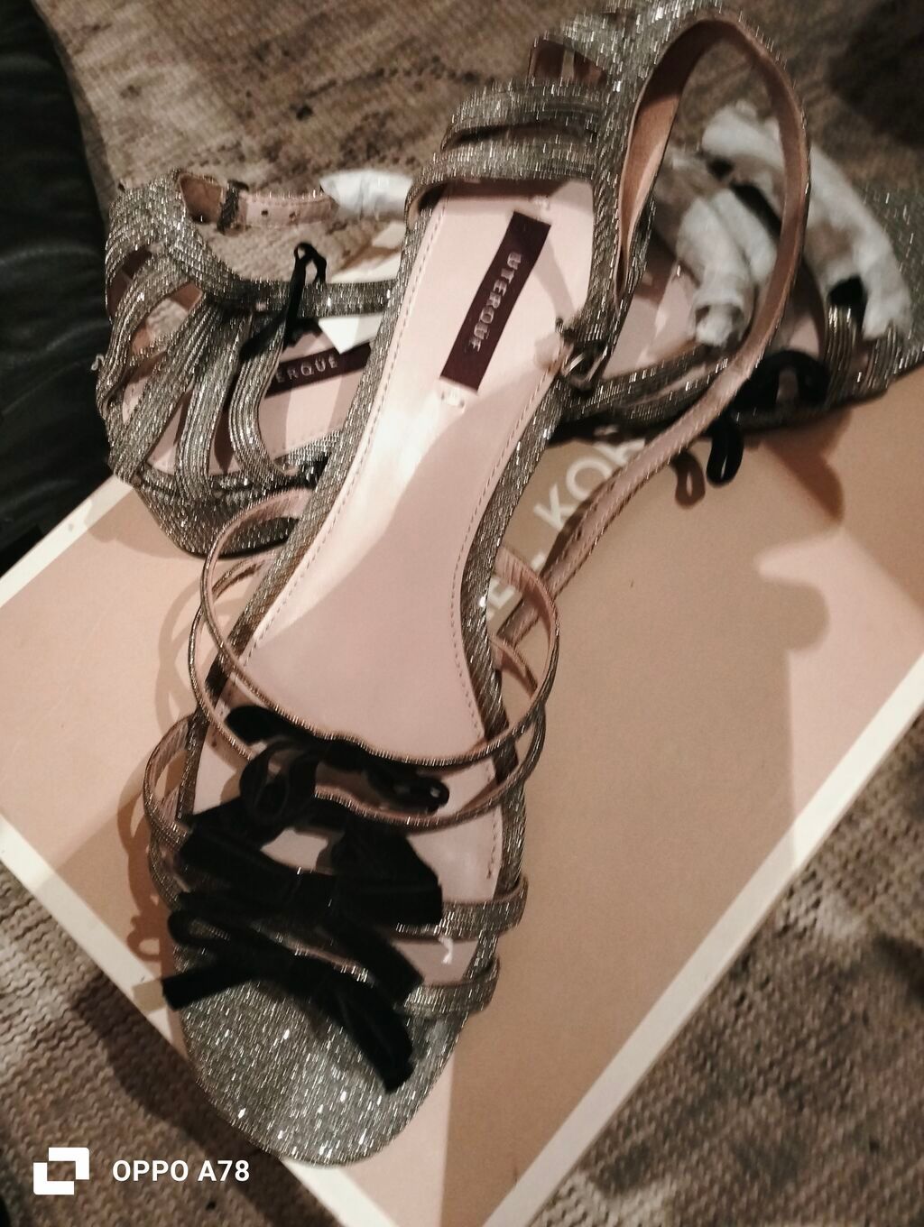 Ölçü: 41, rəng - Qızılı, Yeni