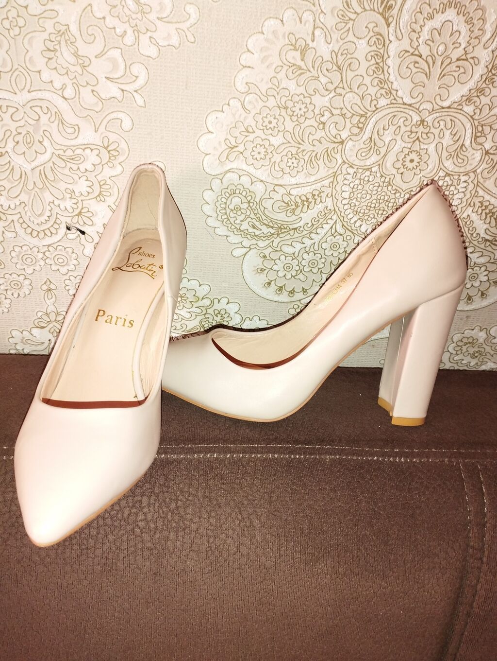 Şəkildəkilər hamısı birlikde 40 azn