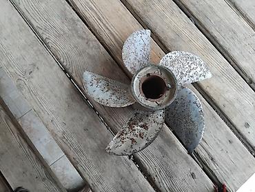 Скоростной пятилопастной гребной винт диаметром 25 см., сделан из - şəkil 3