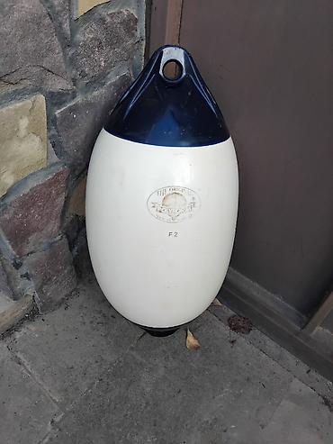 Кранцы надувные б.у 3 шт. по высоте 70 по ширине 30 см. бело-синего - şəkil 3