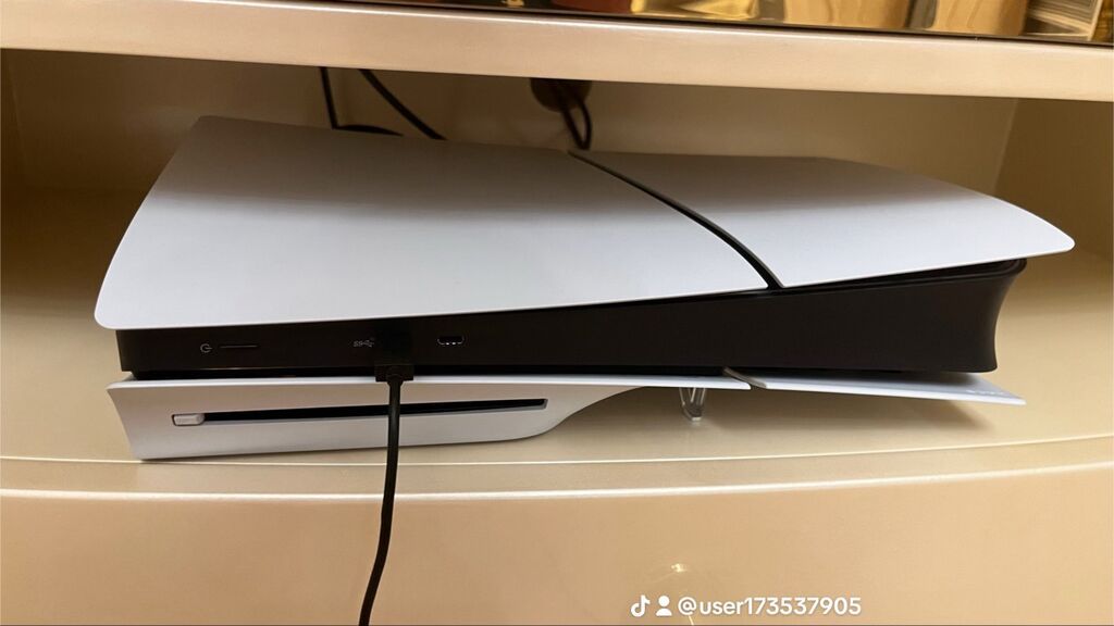 Sony PlayStation 5 (Diskli versiya) – Fortnite Bundle Xüsusiyyətlər