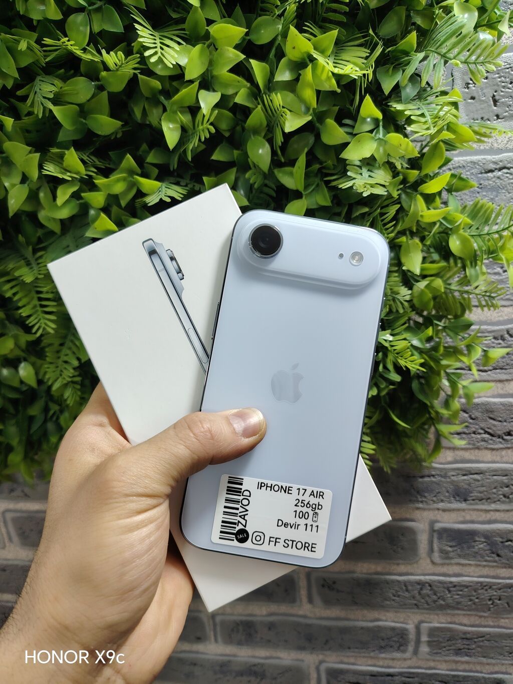 IPhone Air, 256 GB, Mavi, Zəmanət, Simsiz şarj, Face ID