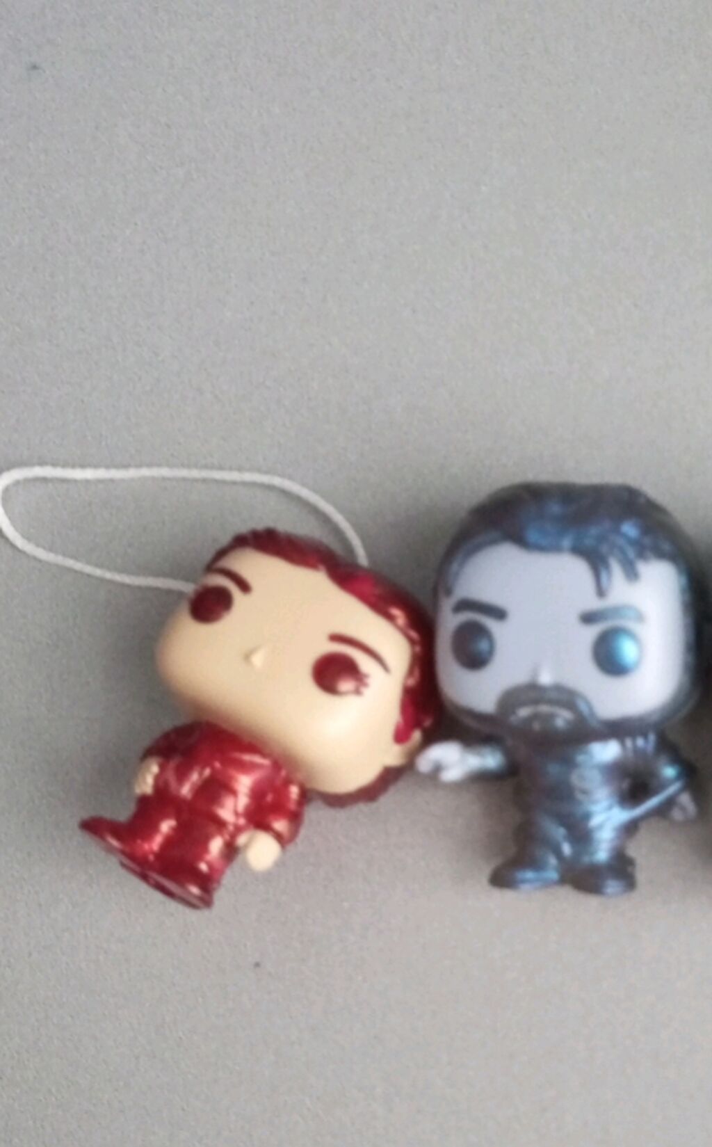 Satılır tezedi.1 ədədi 4 hamsini qotursez 7 azn.Продается новые 1