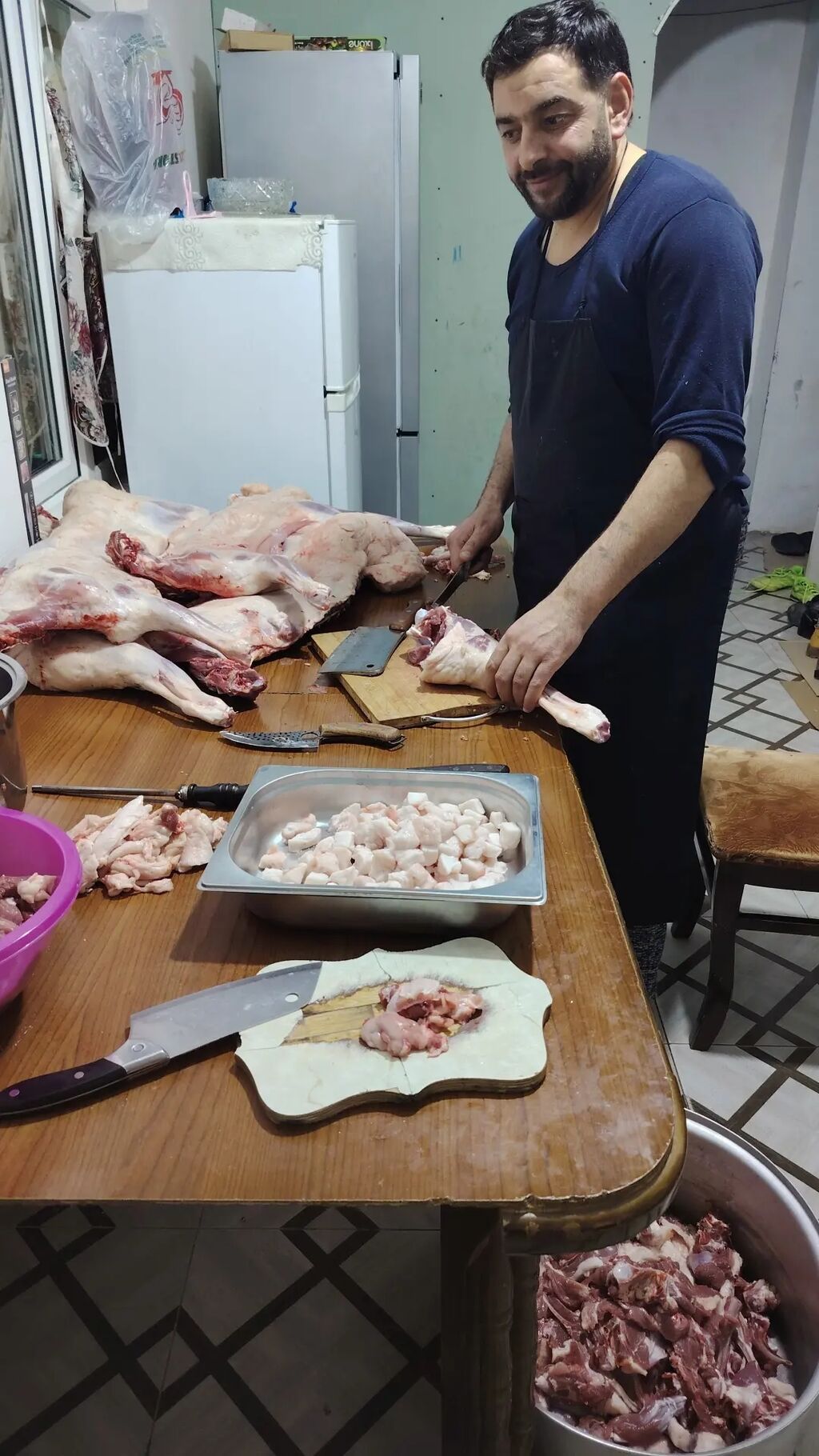 Şəriət Qəssabı. Bi̇smi̇llahİr Rəhmanir Rəhim Allahin salami olsun hər