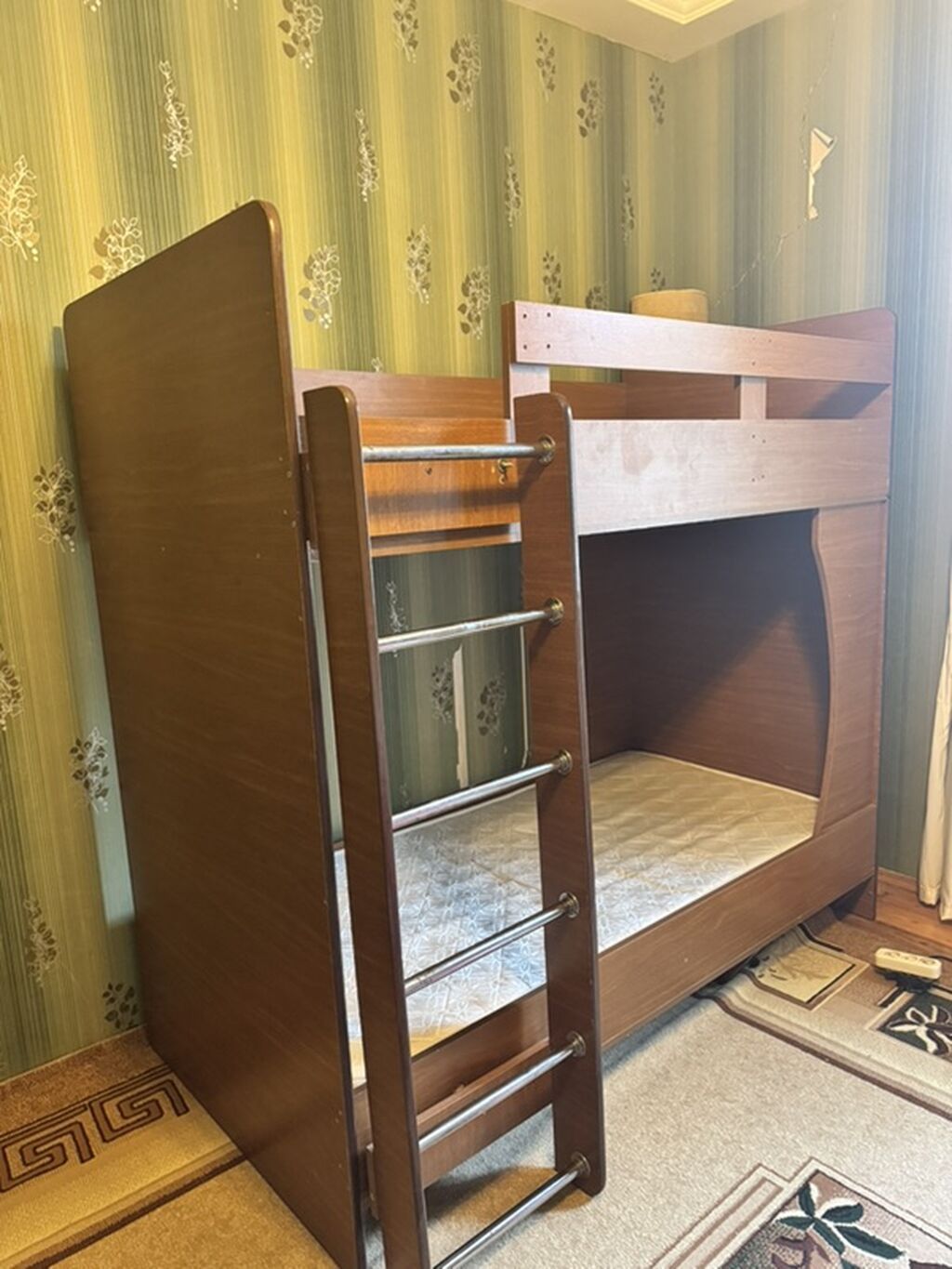 Oğlan və qız üçün, Çarpayı, Matras ilə, Siyirməsiz, Laminat