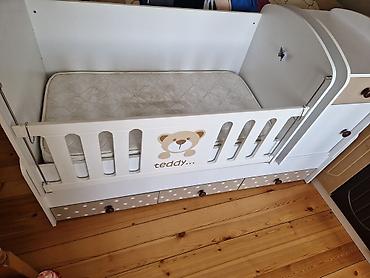 Oğlan və qız üçün, İşlənmiş, Dördbucaq, Beşik, Matras ilə, Yellənmə mexanizm ilə - şəkil 3