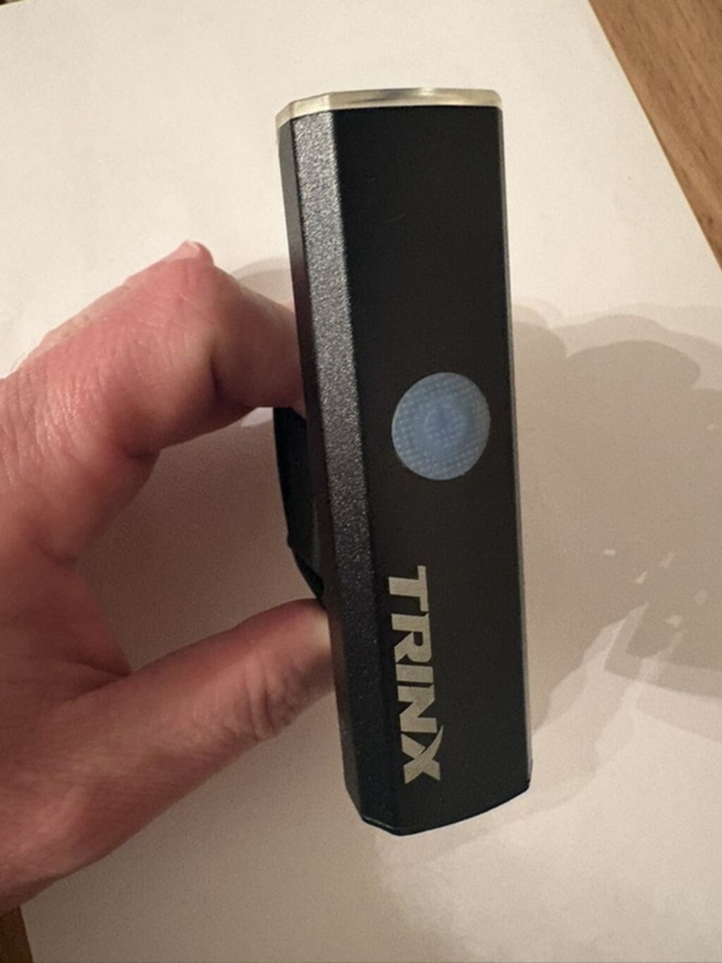 TRINX ön velosiped fənəri - Güclü LED işıq mənbəyi: fokuslu