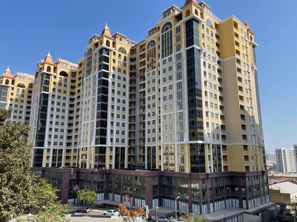 3 otaqlı, Yeni tikili, m. 28 may, 100 kv. m