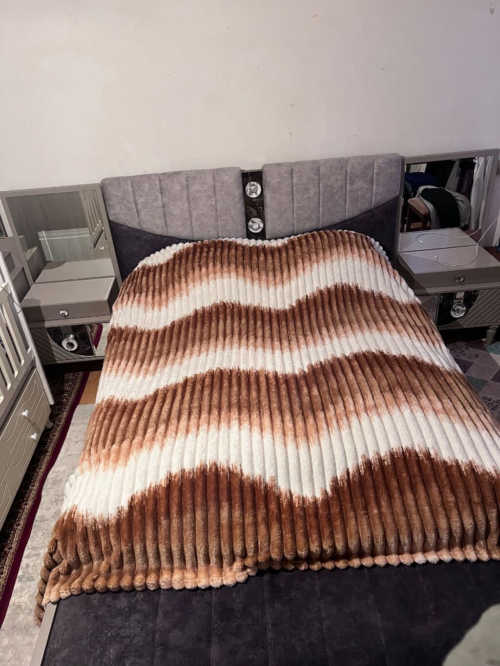 İkinəfərlik çarpayı, Dolab, Komod, Termo, İşlənmiş