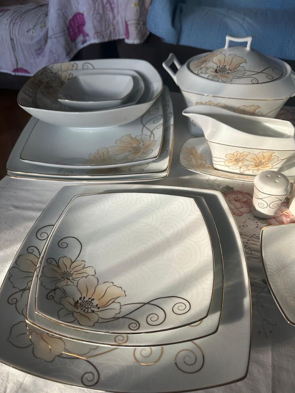 Satılır – Zövqlü və Tam Komplekt 12 Nəfərlik Obedni + Çay Dəsti ✨