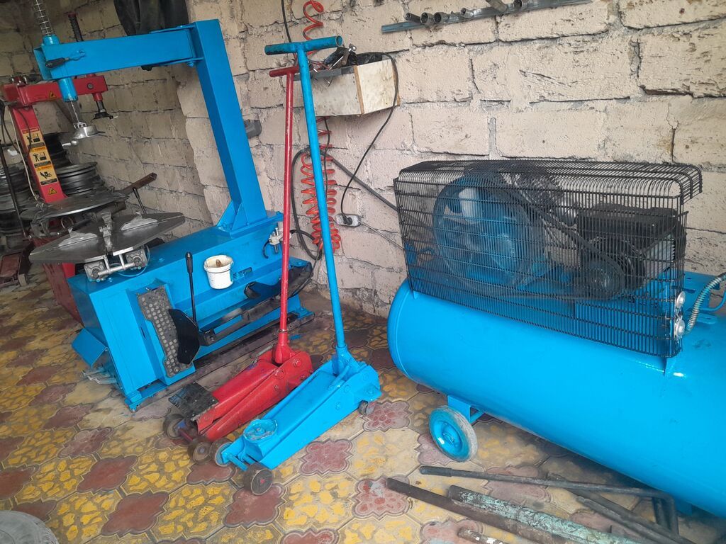 Kampressor 200 litrik teker soken irisinendi biyukdu 2 eded danqirat