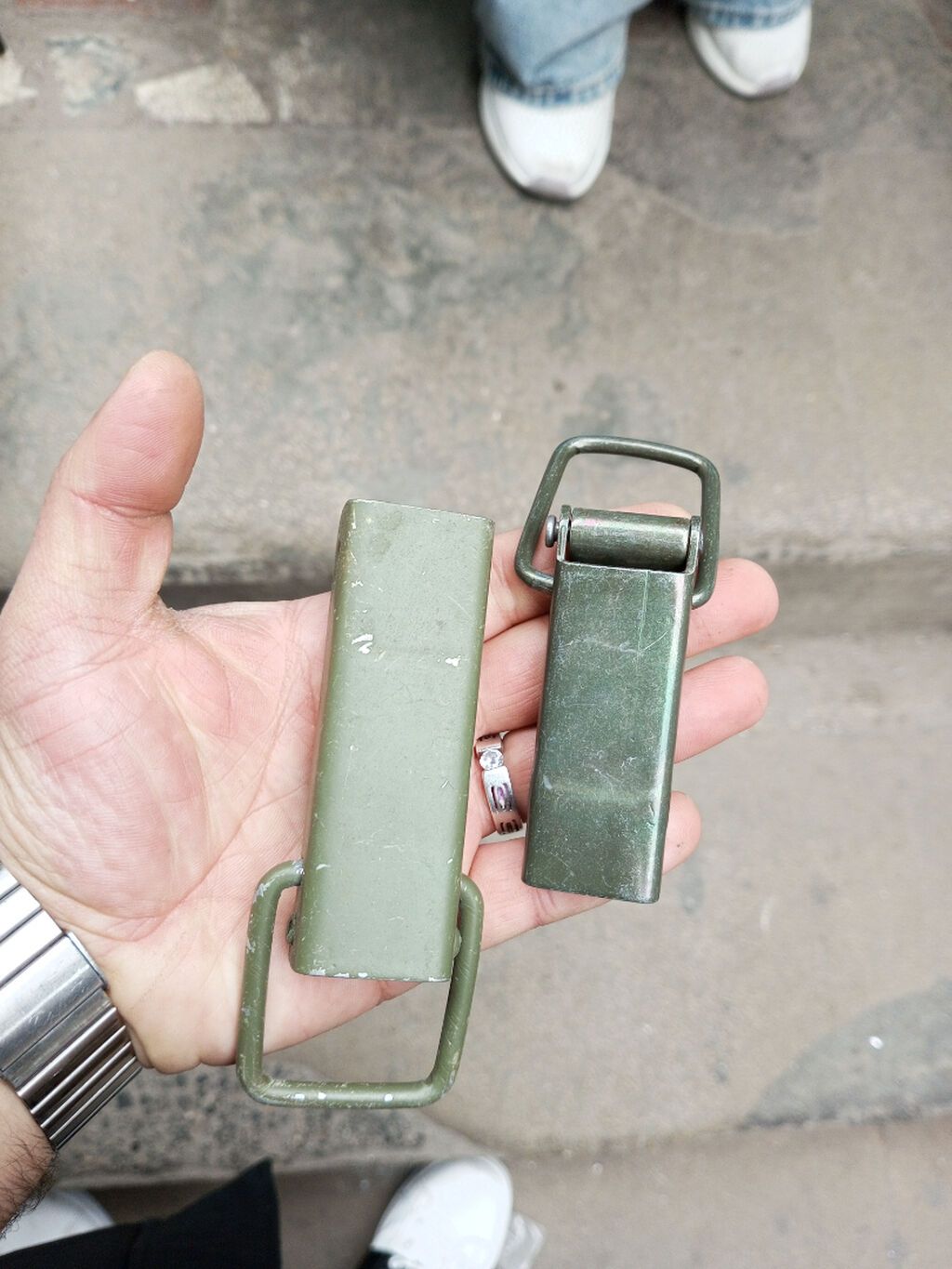 Azerbaycanin ən böyük istehsalatı xidmətinizdədir her növ metal taxta