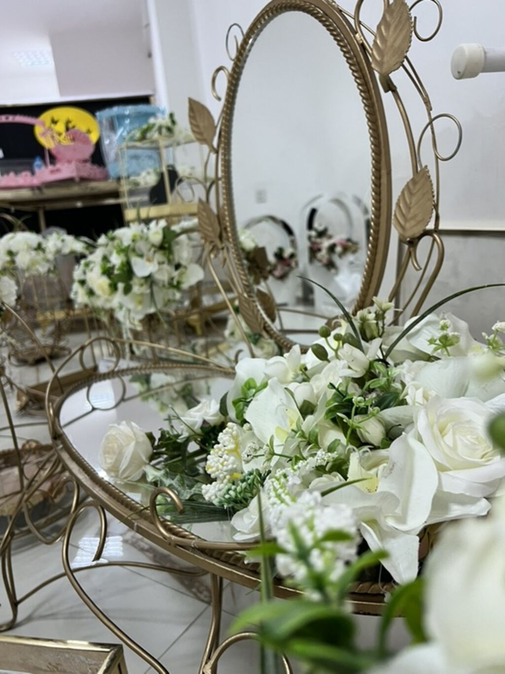 Model 18-19ədəddən ibarətdir. Heç bir deffekti yoxdur