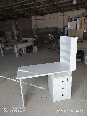 Yeni, Manikür üçün masa, Güzgüsüz - şəkil 2