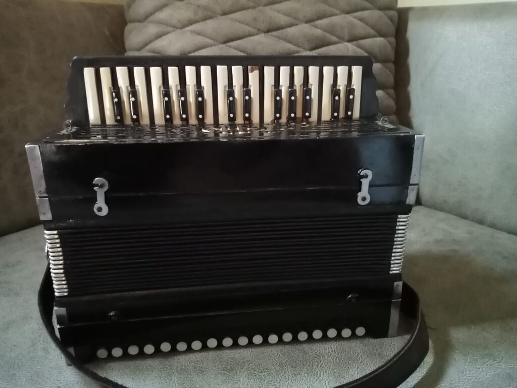 Qarmon, Akustik, Yeni