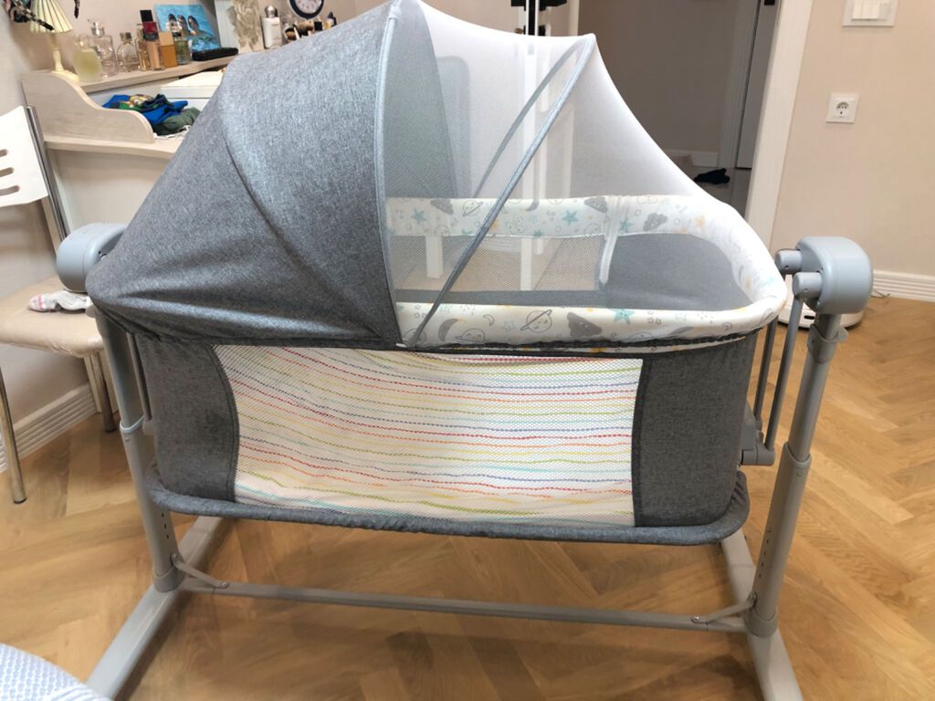 Endirimlə 250 manata alınıb. 70 manata satılır. Matrası var. Üstünün