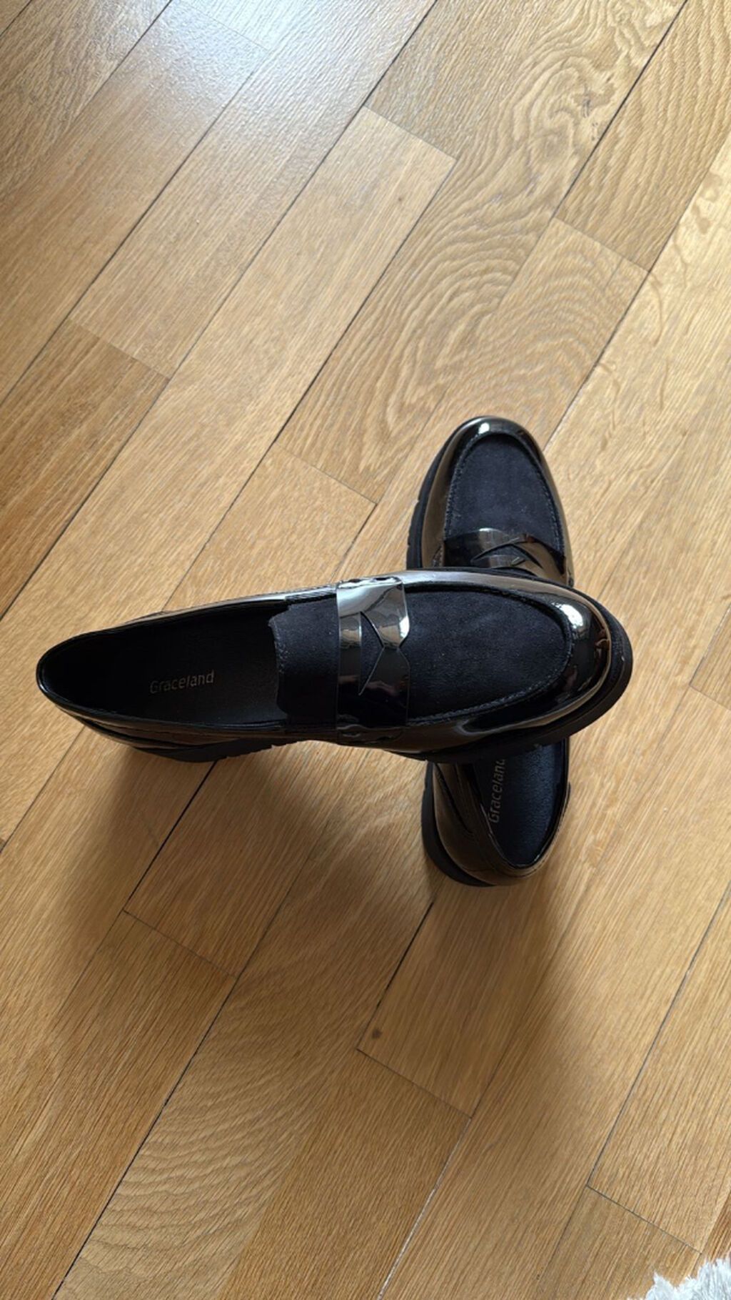 Ölçü: 38, rəng - Qara, Yeni