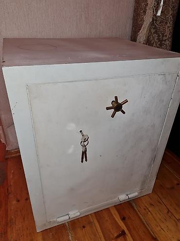 Seyf satılır. Möhkəm yanğına davamlı şifrəsiz açarlı seyfdir - şəkil 2