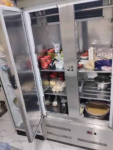 Paslanmayan poladdan hazırlanmış iki qapılı peşəkar soyuducu - - şəkil 3