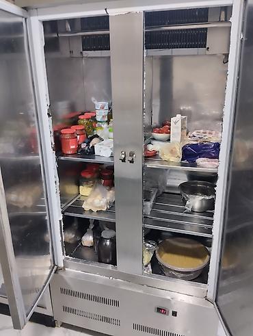 Paslanmayan poladdan hazırlanmış iki qapılı peşəkar soyuducu - - şəkil 4