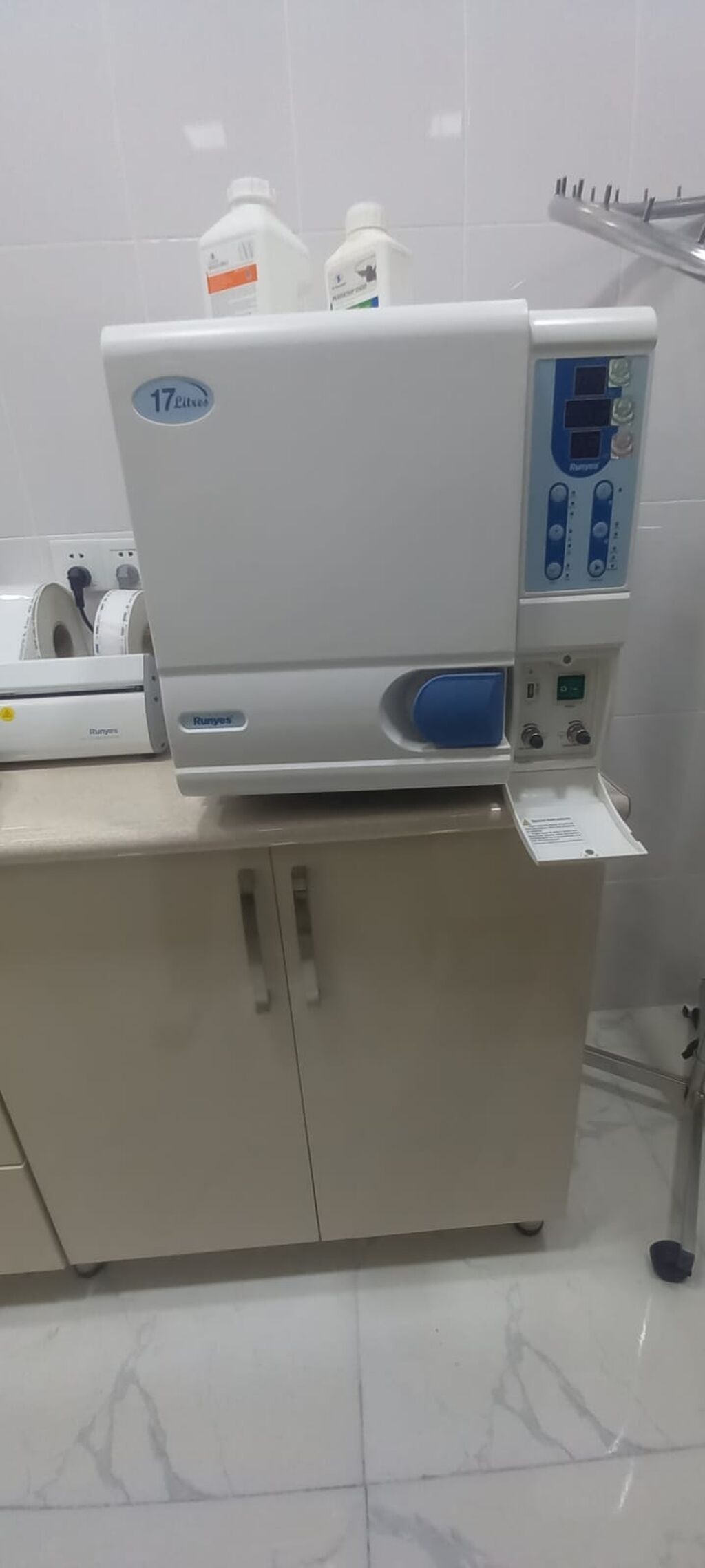 Runyes buxar sterilizatoru – 17 litr - Tutumu: 17 litr (korpus