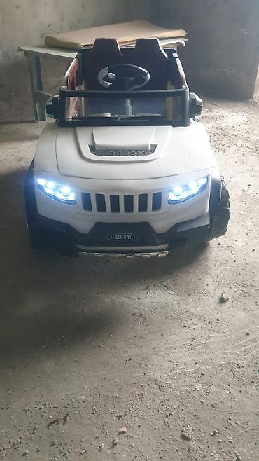 Uşaqlar üçün akkumulyatorlu elektromaşın – SUV tipli, HSD-8101 modeli - şəkil 4