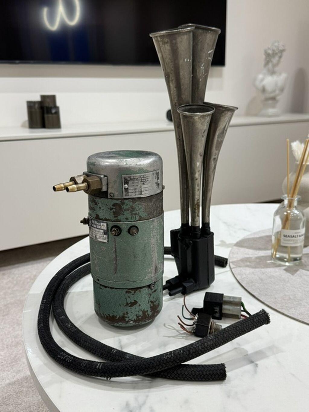 Salam. Orijinal 3000 oborot Fi-Fa siqnalı 20 ildir bizdədir. Vaxtı