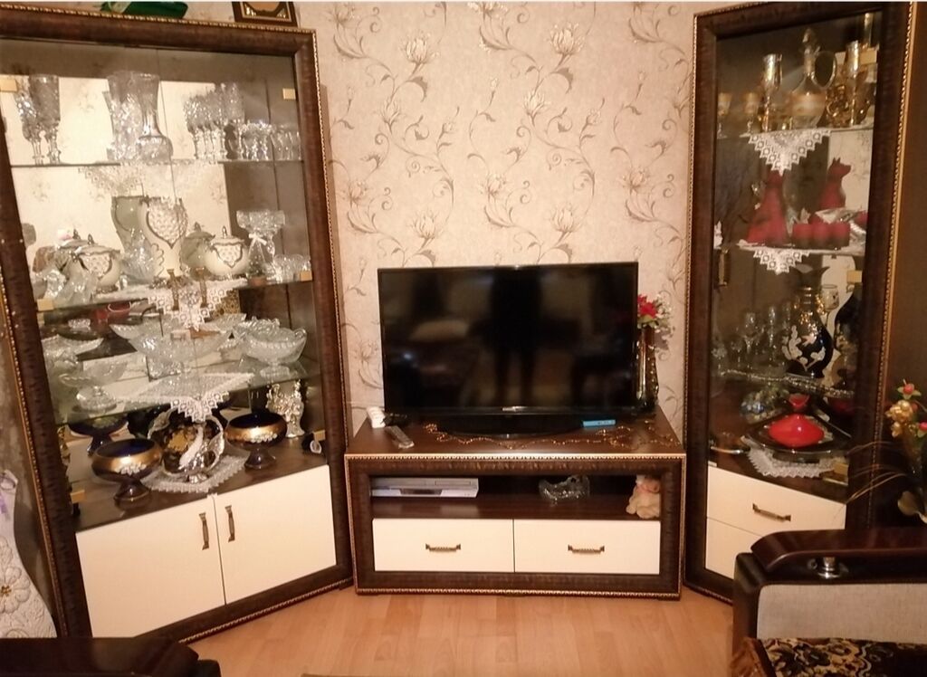 İşlənmiş, TV altlığı, Servant, Kredit yoxdur