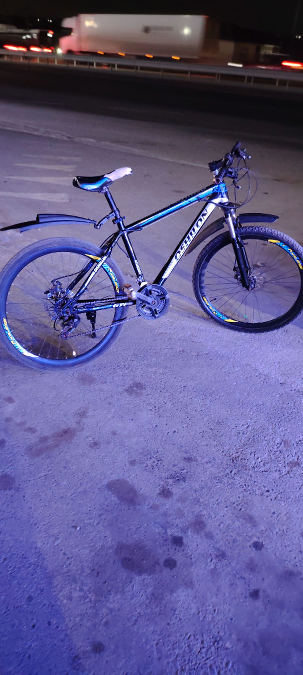 26lıq az işlənmiş skoruslu velosiped. Heçbir problemi yoxdu idiyal