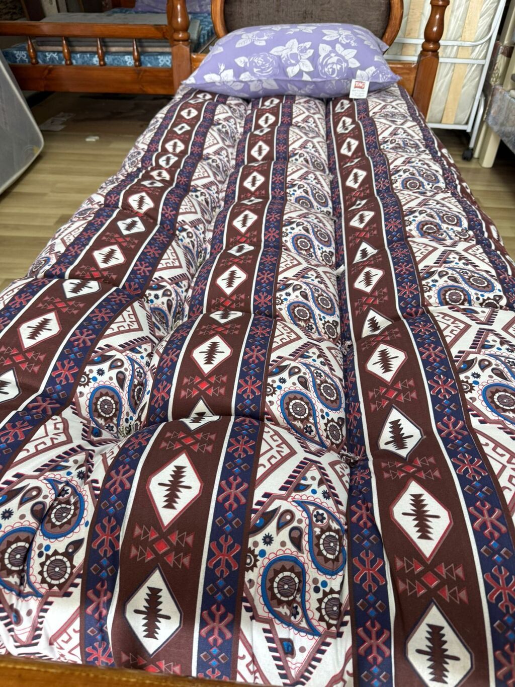 Böyüklər üçün Yeni Yun Döşək, Ünvandan götürmə, Pulsuz çatdırılma, Ödənişli çatdırılma