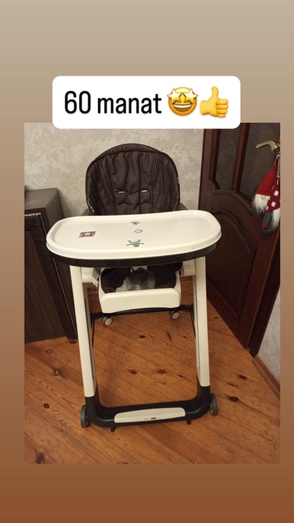 Uşaq yemək stulu - Təkərlərlə rahat hərəkət etdirilən konstruksiya -