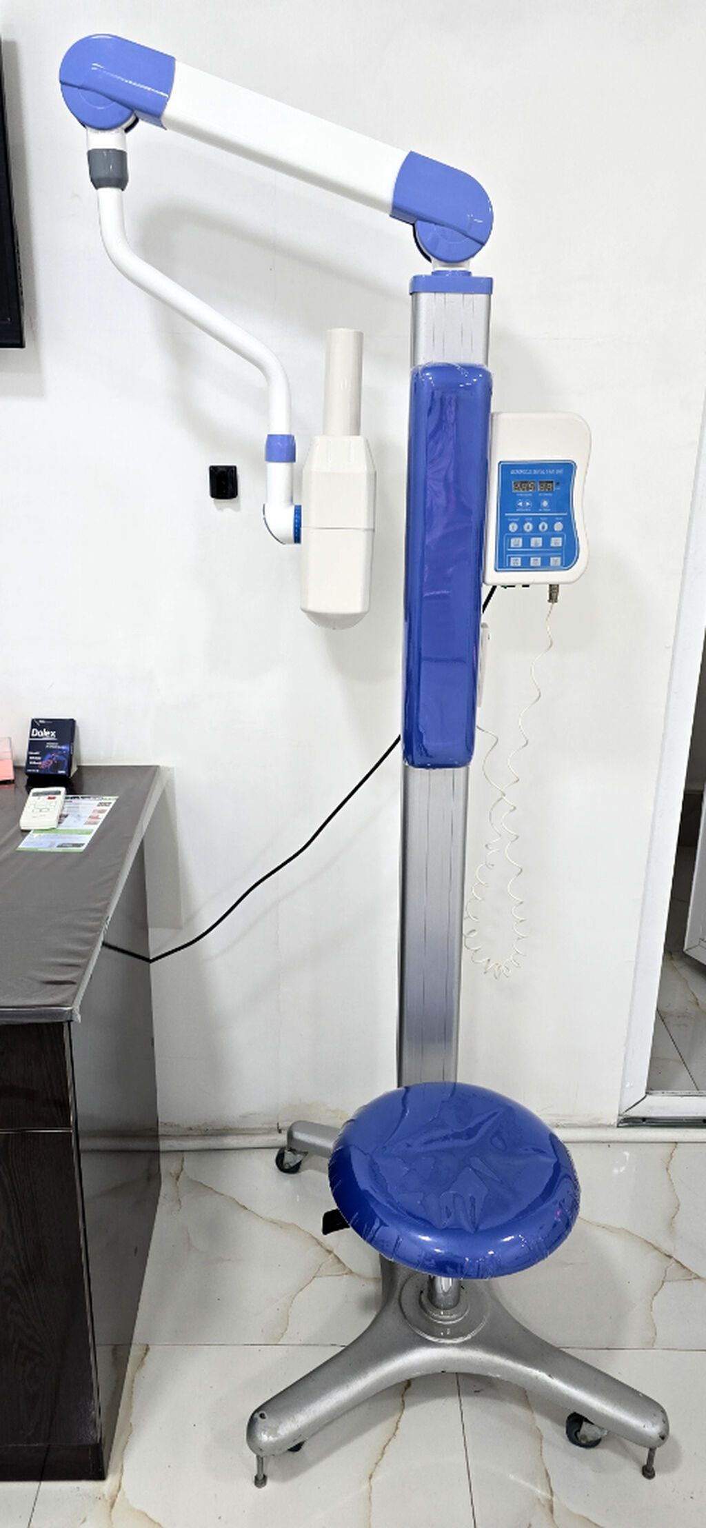 Stomatoloji rentgenCox yaxwi veziyetdedi az iwlenib tezeden secilmir