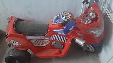 Uşaq üçün elektrikli üçtəkərli motosiklet - Rəng: qırmızı-mavi - - şəkil 4