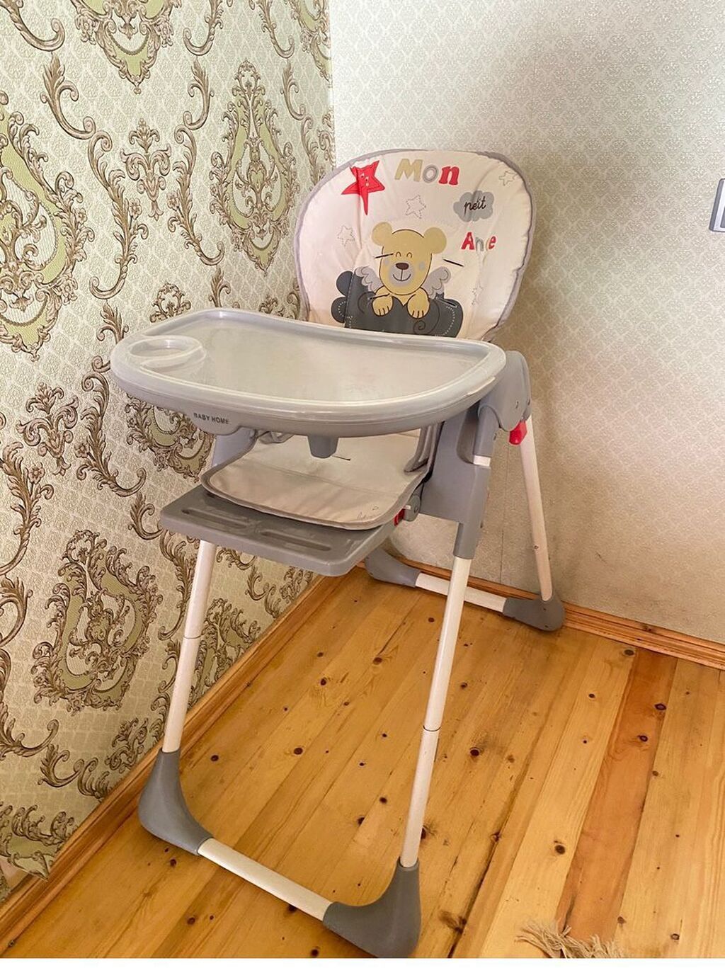 Uşaq masası az işlənib yeni kimi 45azn ünvan sabunçu kod9110 vhatsapa