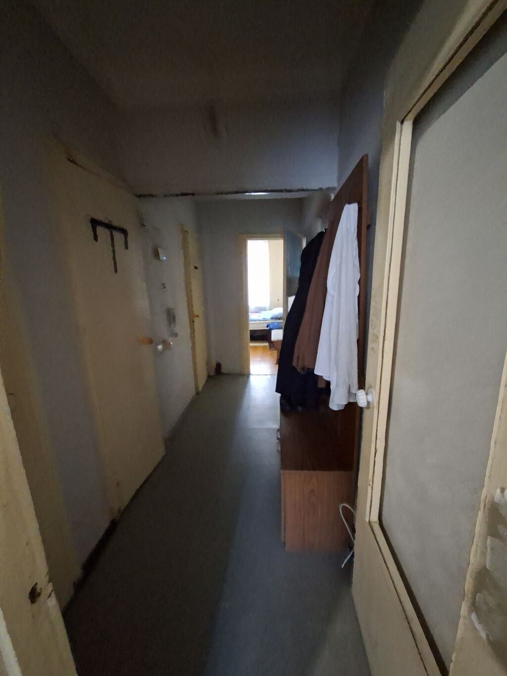 Otaq yoldaşı axtarılır