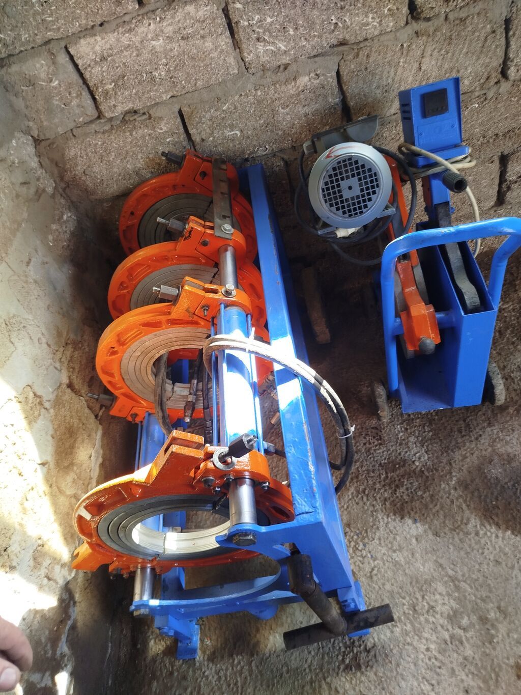 Qaynaq aparatı Kontakt, Kredit yoxdur