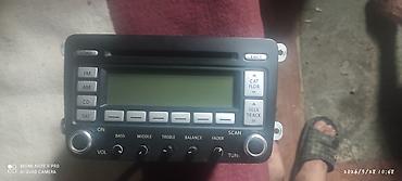 Volkswagen orijinal avtomobil maqnitofonu – CD changerli RCD200/RCD300 - şəkil 2