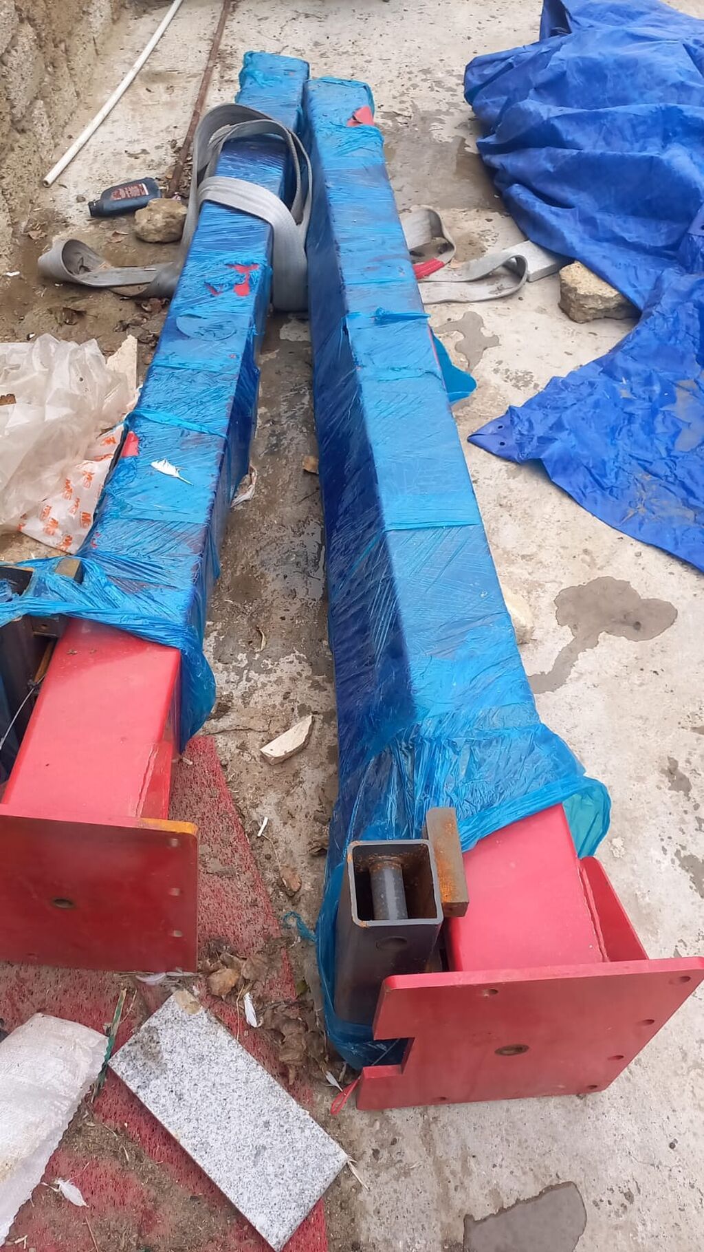 Padyomnik yenidir quraşdırılmayıb təcili satılır 4 tonluqdur boş-boş