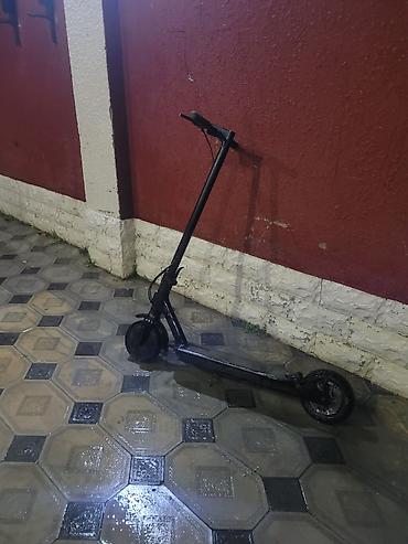 Şəhər içi rahat hərəkət üçün elektrik skuter - Rəng: qara, yığcam və - şəkil 3