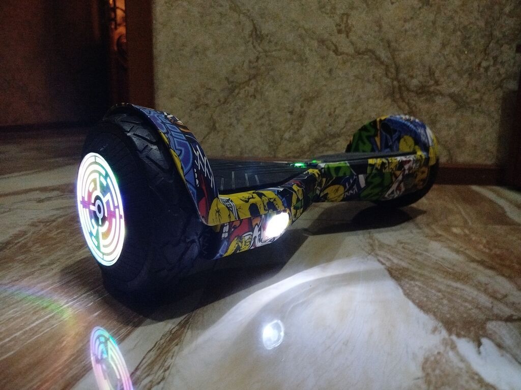 Hoverboard.Sadəcə ev şəraitində sürülüb çox az işlənib