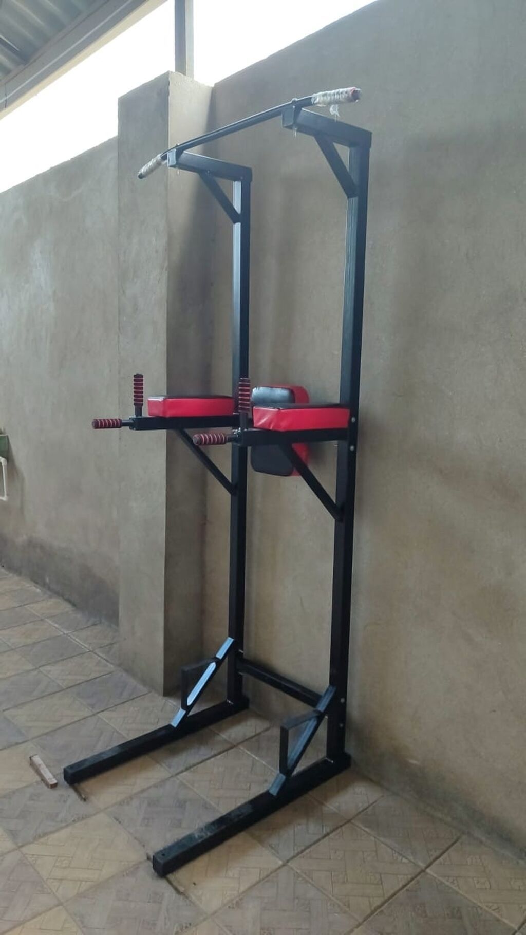 Turnik bruss press jim 4 u 1 de. Qalin proflden yiqiriq. Tutacaq