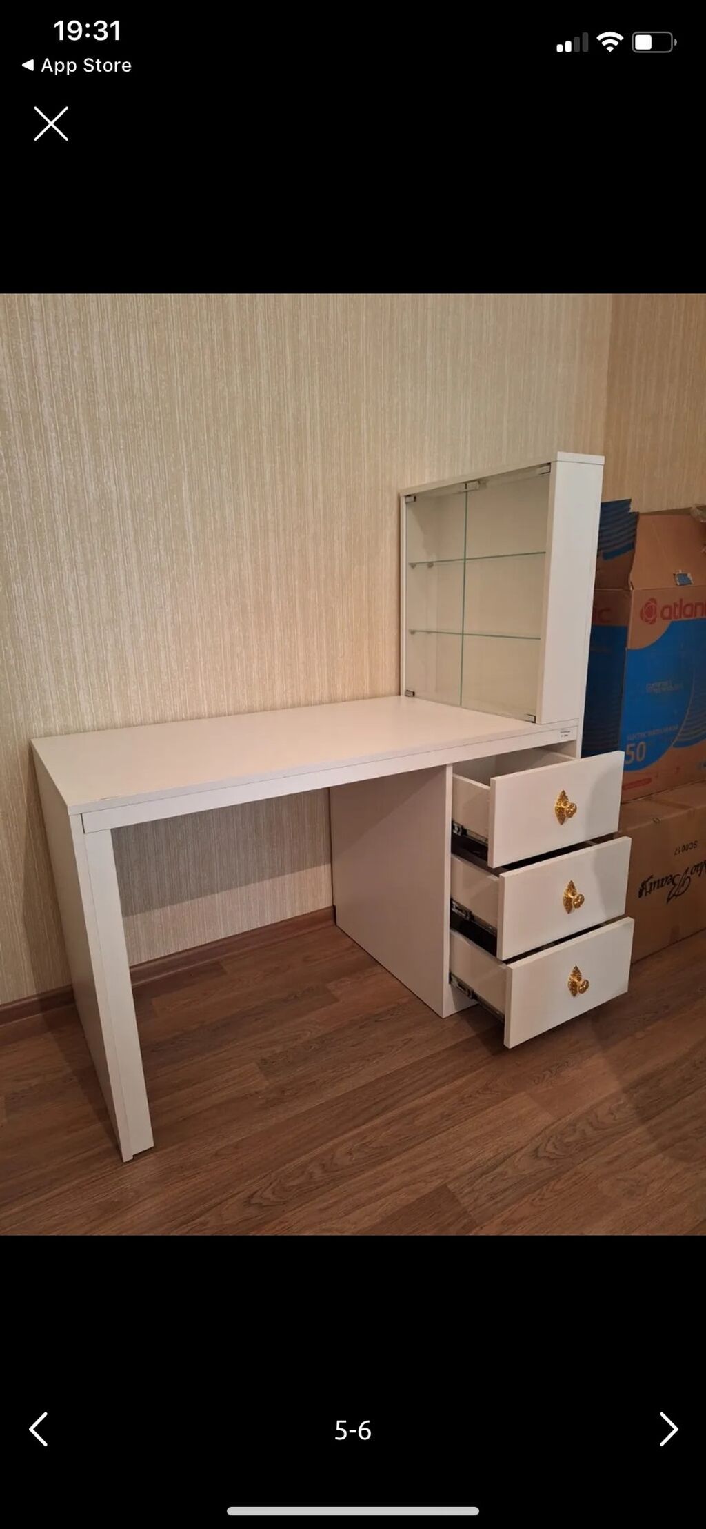 Manikür masasi - 110 /// Güzgülü mebel dəsti - 110 /// Kondisoner -