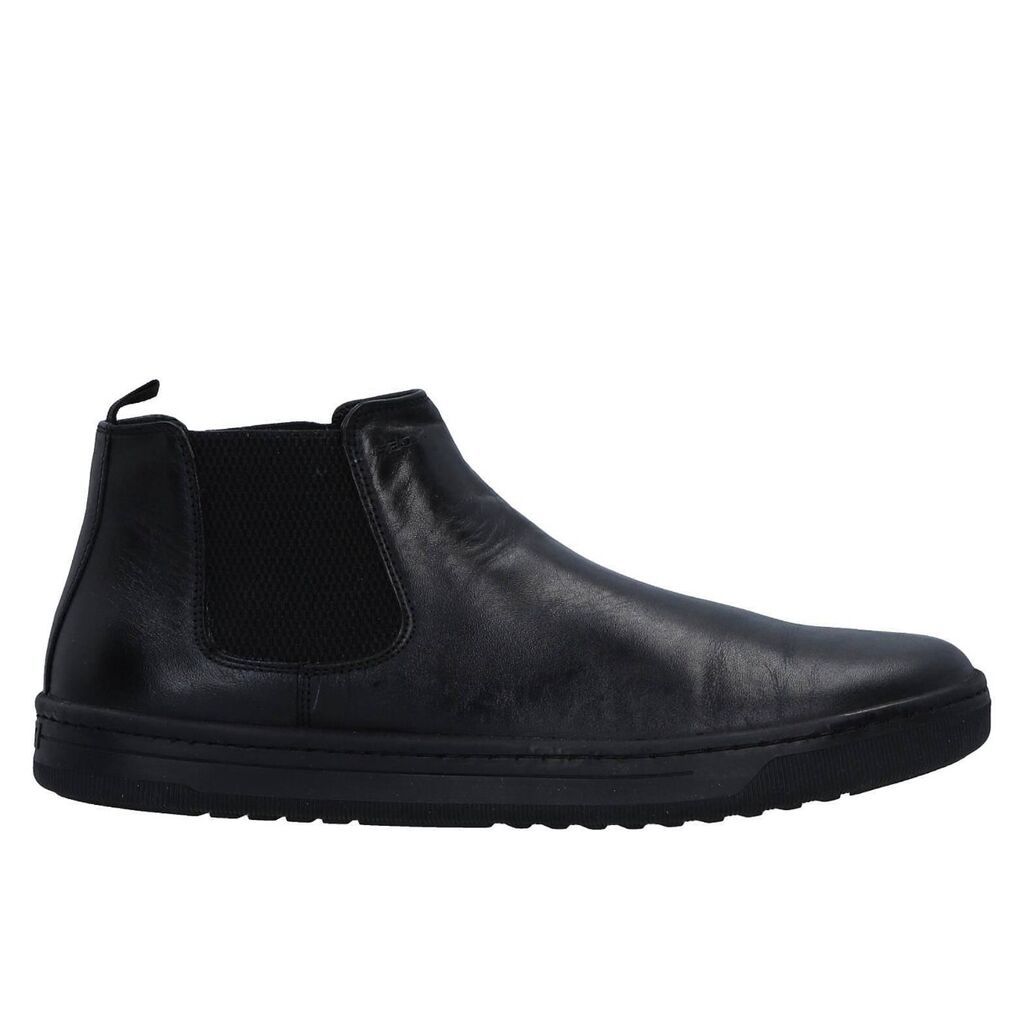 Məhsul: GEOX Chelsea tərzli bot ABŞ-dən alınıb. Az istifadə olunub -